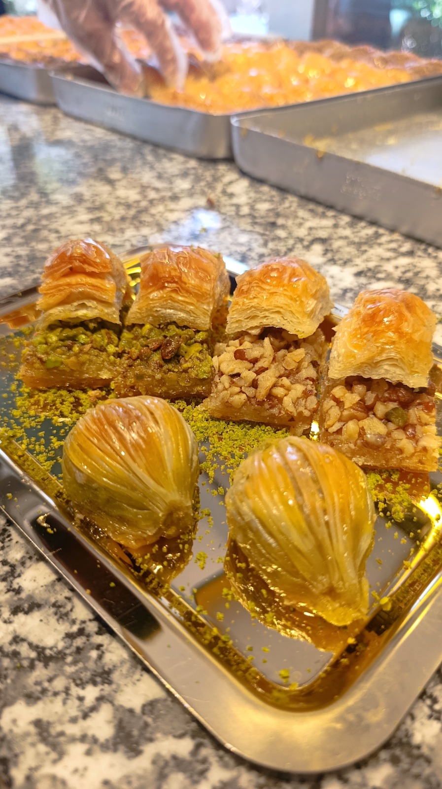 Tepside farklı baklava çeşitleri